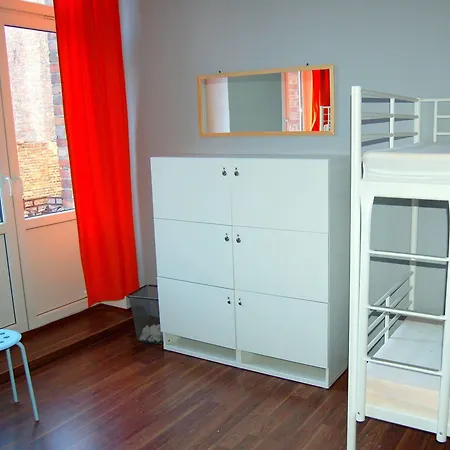 אכסניה Fabryka