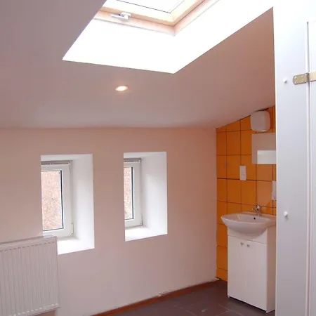 Fabryka אכסניה *