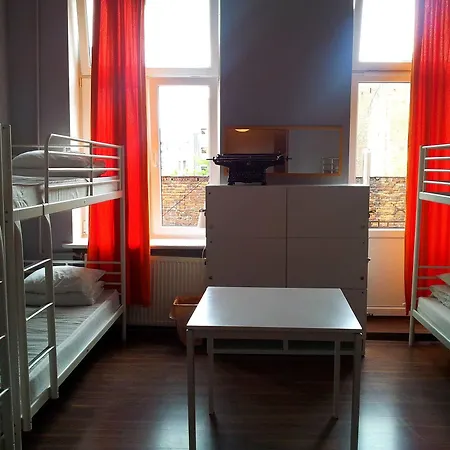 Hostel Fabryka *